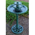 Alpine Corporation 3-Tiered Pedestal Water Fountain and Bird Bath - Ceramic Vintage Decor for Garden, Patio, Deck, Porch - Green