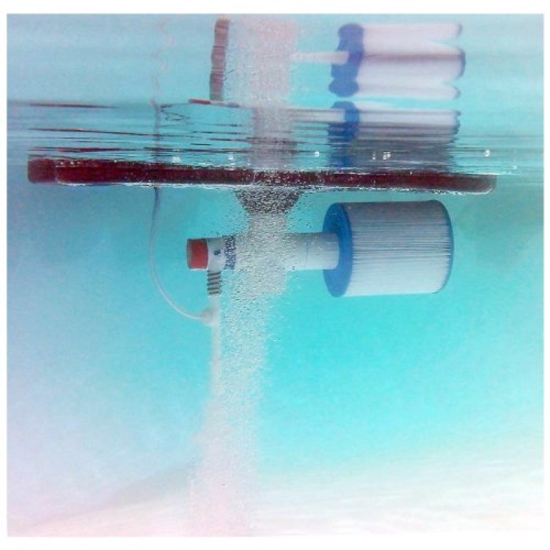 Natural Current Water Products NCSOZ5K Savior Solar Ozone Aerator Pool ...